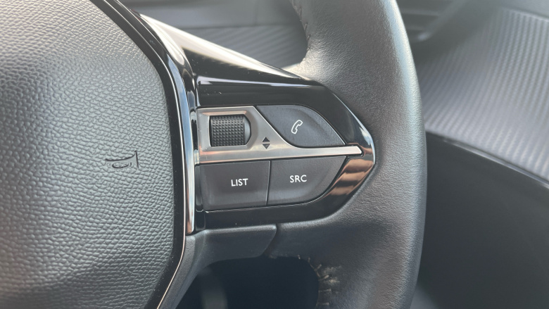 Peugeot 208 1.2 PureTech 100 Active Premium 5dr Petrol Hatchback